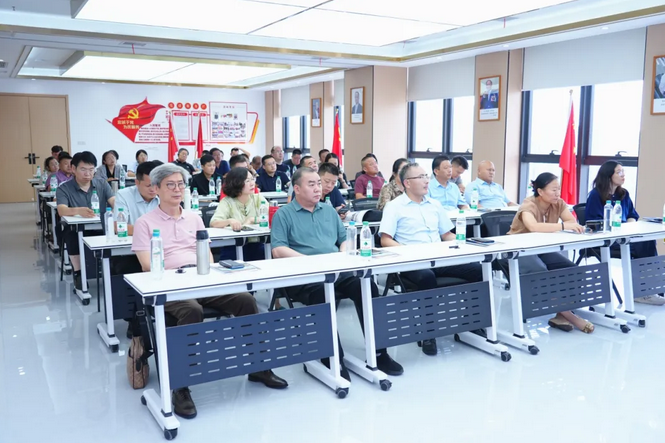 东营市行业协会商会党建引领服务高质量发展示范培训班到访协会参观交流