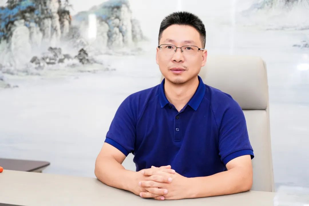 副会长葛振杰：振兴民族科技，为中国光电产业“铸剑”
