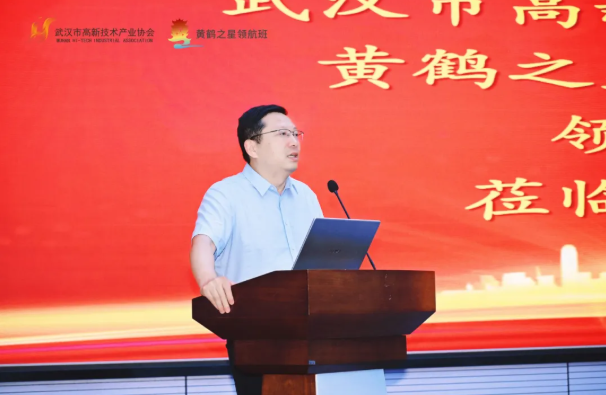 问道南京:黄鹤之星领航班领略江苏产研院、埃斯顿机器人密码 问道南京:黄鹤之星领航班领略江苏产研院、埃斯顿机器人密码