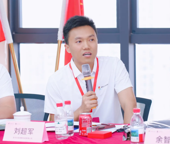 企业家导师赋能 共赴未来新程 黄鹤之星第16期冠军班正式开班! 企业家导师赋能 共赴未来新程 黄鹤之星第16期冠军班正式开班!