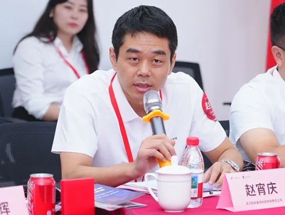 企业家导师赋能 共赴未来新程 黄鹤之星第16期冠军班正式开班! 企业家导师赋能 共赴未来新程 黄鹤之星第16期冠军班正式开班!